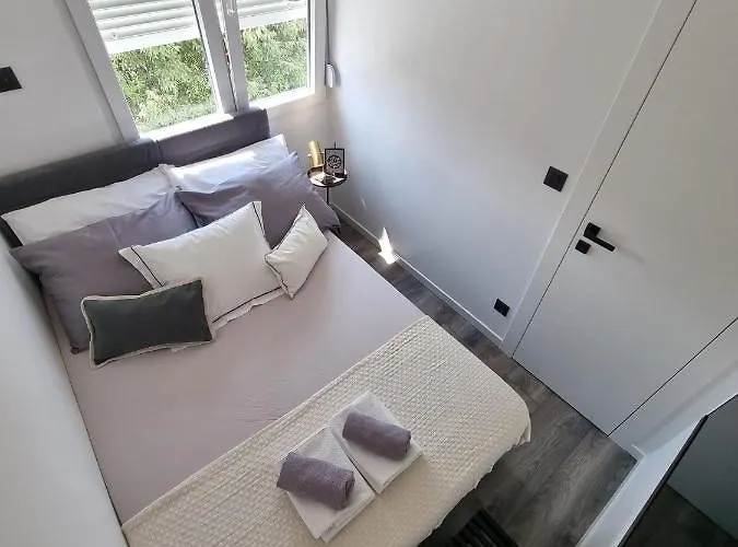 Apartament Lux New Marikela