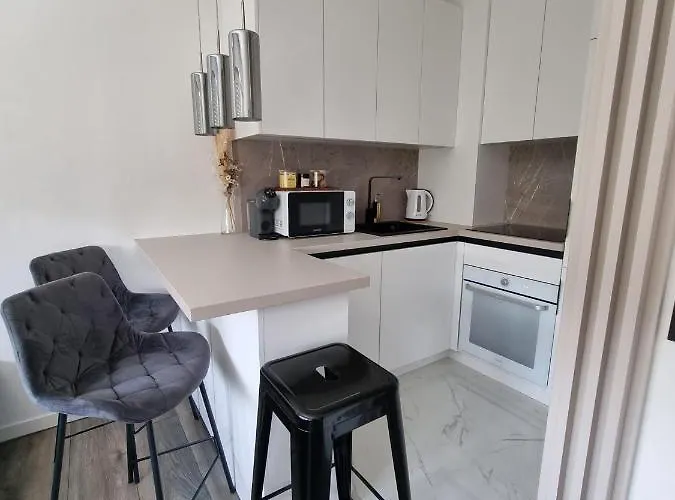 Lux New Marikela